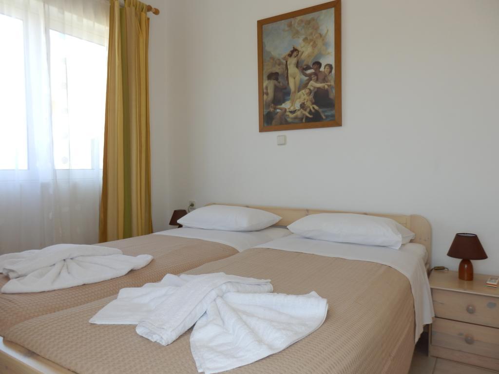 Maro Suites Tavronitis  Exterior photo